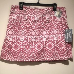 NWT Slender Shapes by Teezher Women’s Skort